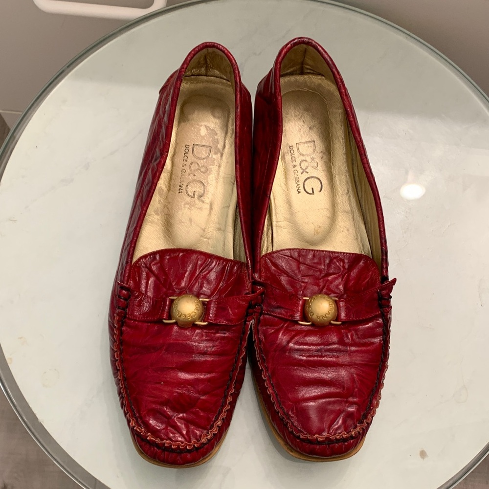 Used Red Leather Flats with Gold Accent. Loafers 👞 Homage